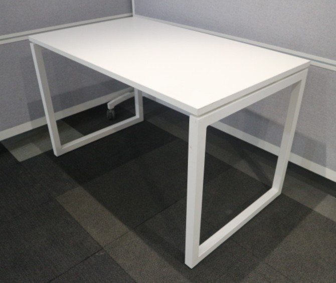 Narbutus Straight 1200 White Desk