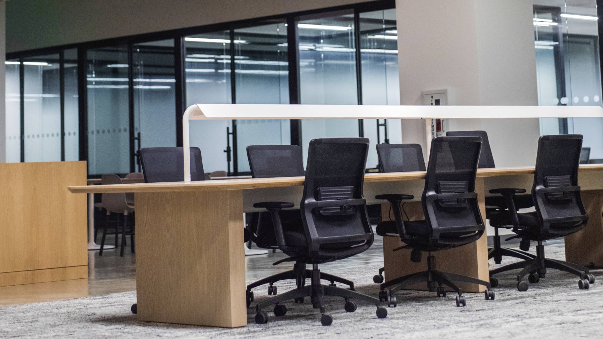 How to Boost Employee Productivity with Office Furniture - LOF Office  Furniture
