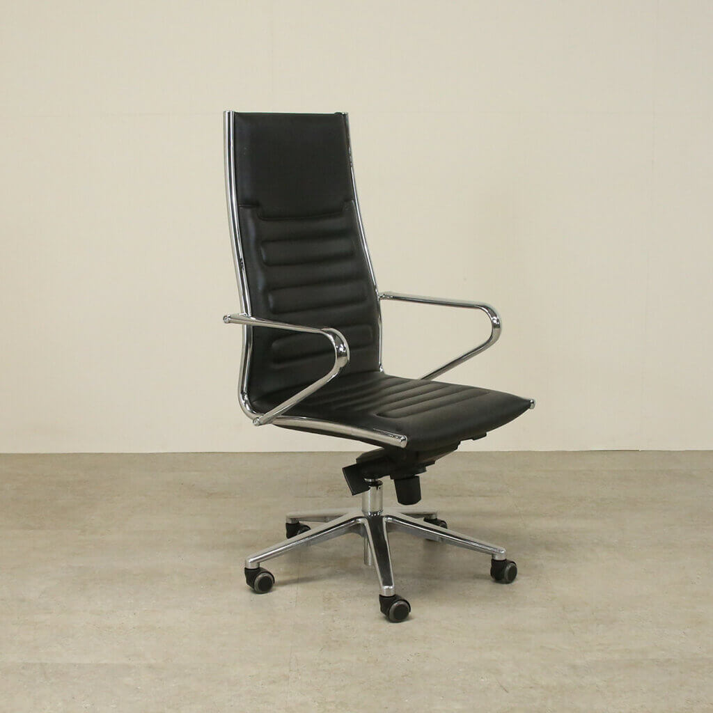 CONNECTION BLACK LEATHER CHAIR leather