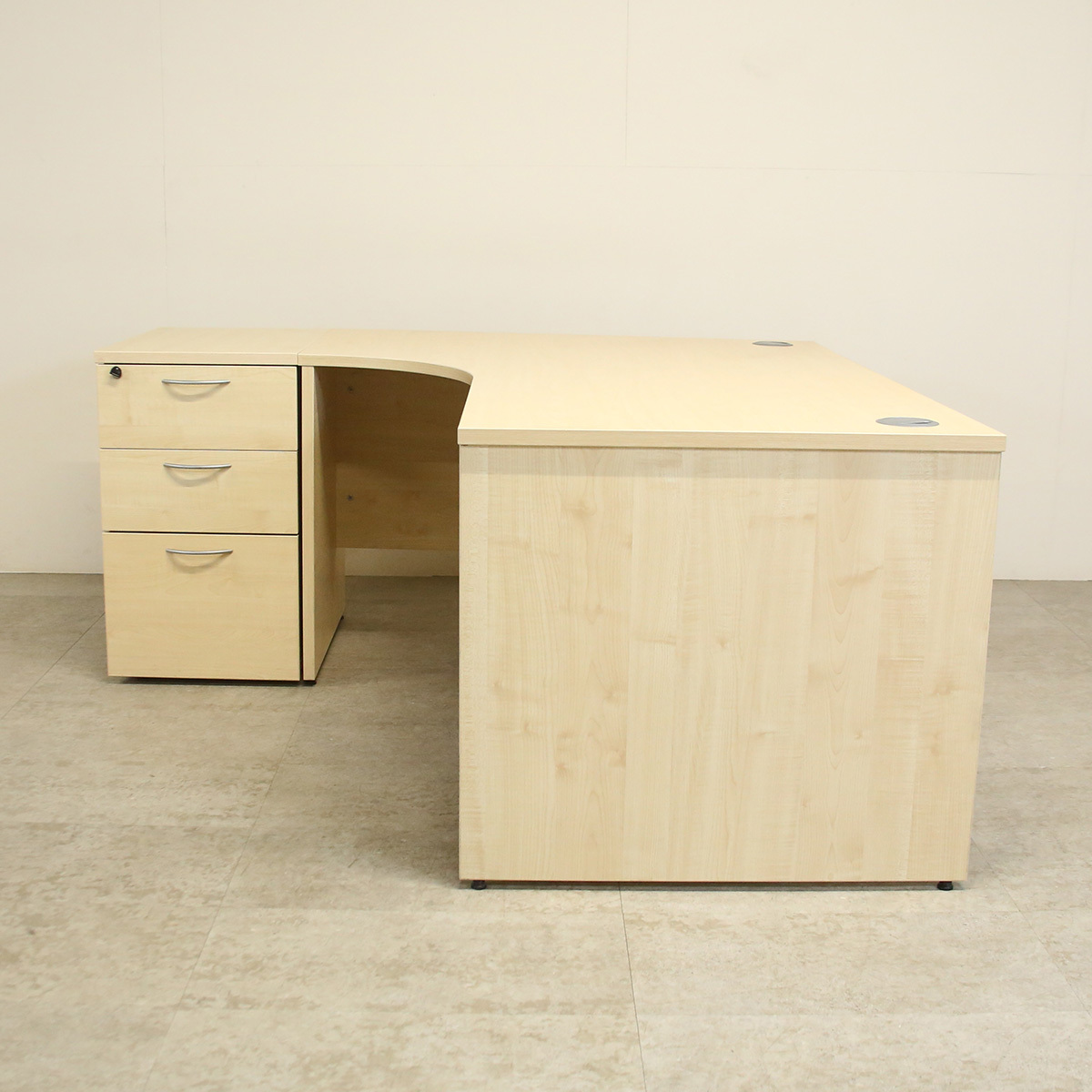 Maple 1600mm L/H Crescent Desk with D/H Pedestal