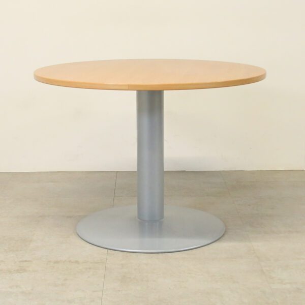 Cherry 1000mm Diameter Circular Table