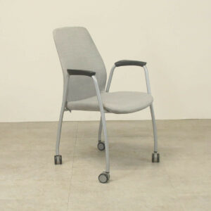 Kinnarps Grey Meeting Chair