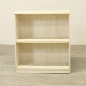 Maple 895mm high Bookcase