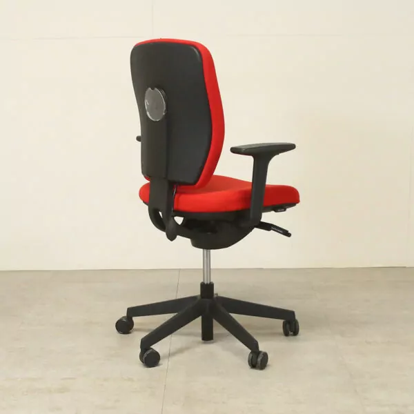 Senator Evolve Red Operators Chair