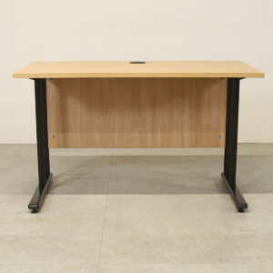 Straight Oak 1230mm Desk