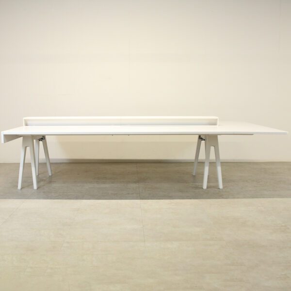 Vitra Joyn Pod of 4 Straight White Desks with Meeting Point