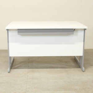 Narbutas White 1200mm Straight Desk