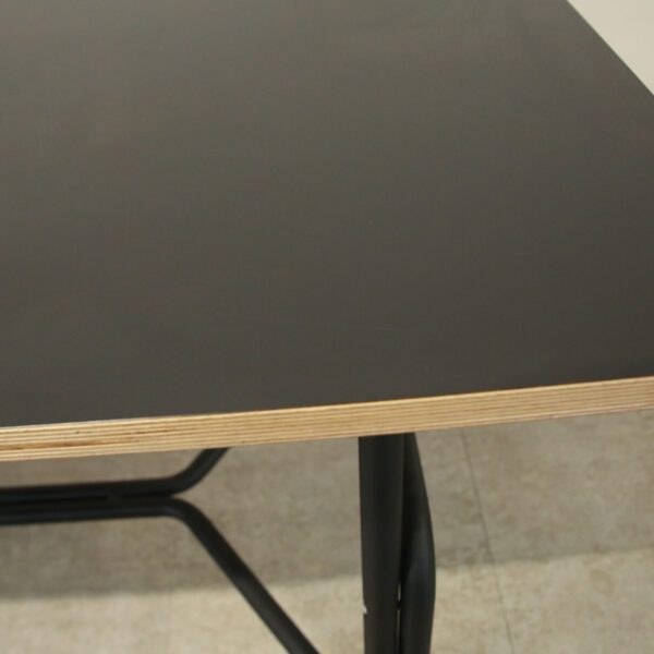 Connection Tubes Black Mobile 2000w High Table
