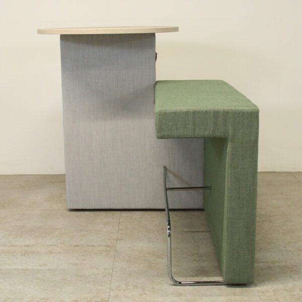 Orangebox Border Green & Grey R/H Bench with Table with Power/Data