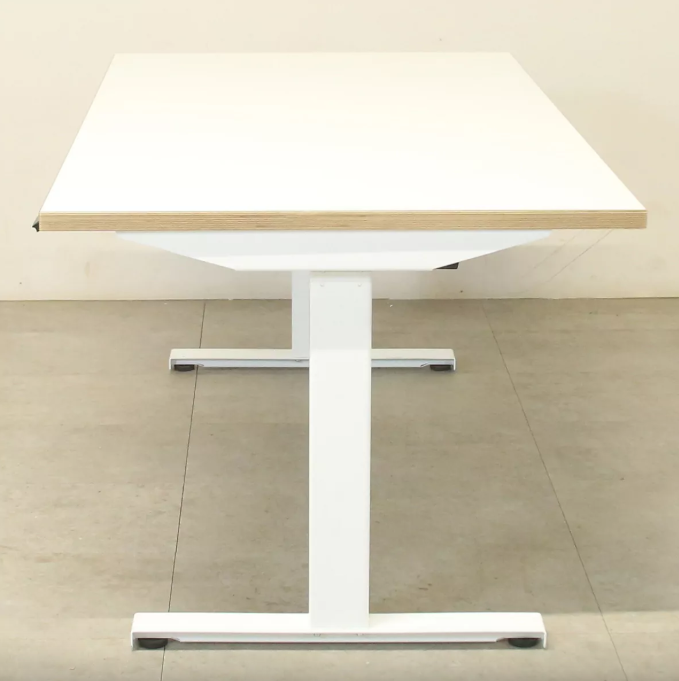 White 1400mm Sit Stand Desk – Used sit-stand office desk - LOF Office Furniture