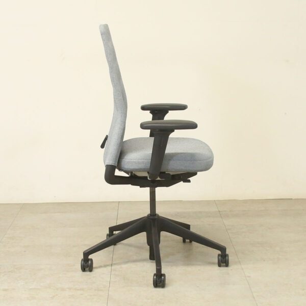 Vitra ID Trim Grey Executive Chair - HILL252