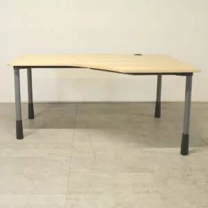 Kinnarps Beech 1600mm R/H Crescent Desk - WSE002DS