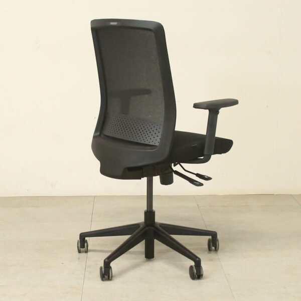 Bestuhl Mesh S30B Back Black Operators Chair - ENV378