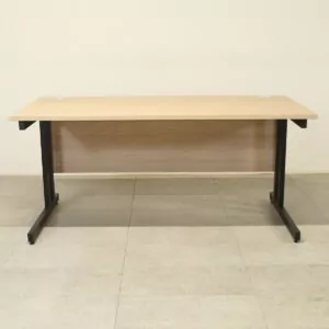 Olia Urban Oak Straight 1600mm Desk -BRAND NEW - XOX009