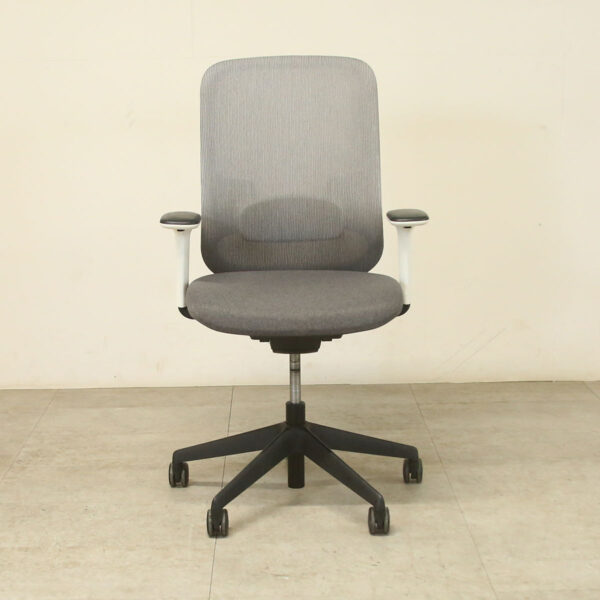 Orangebox Grey Mesh Back Operators Chair - TOM012