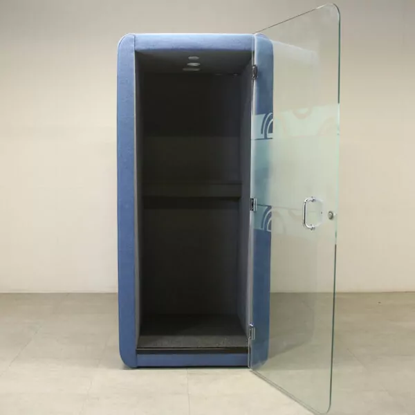 JDD Blue Phone Booth - LOC332