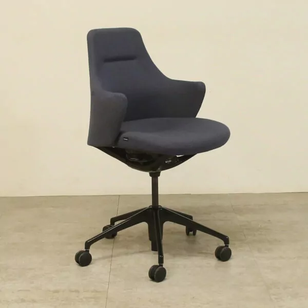 Okamura Lives Blue Workchair