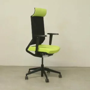 Elite Green with Black Mesh Back Operators Chair