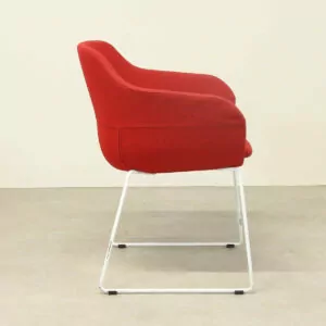 Brunner Crona Red Lounge Chair