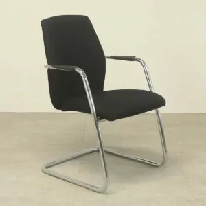 Connection 'Team' Black Meeting Chair