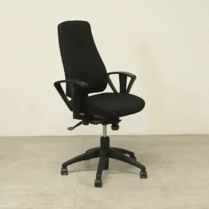 Kinnarps 6000 Black Operators Chair