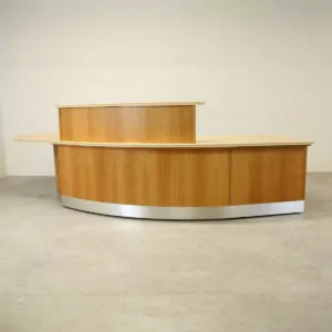 Maple & Beech Curved Reception Desk with Meeting Point & Pedestal