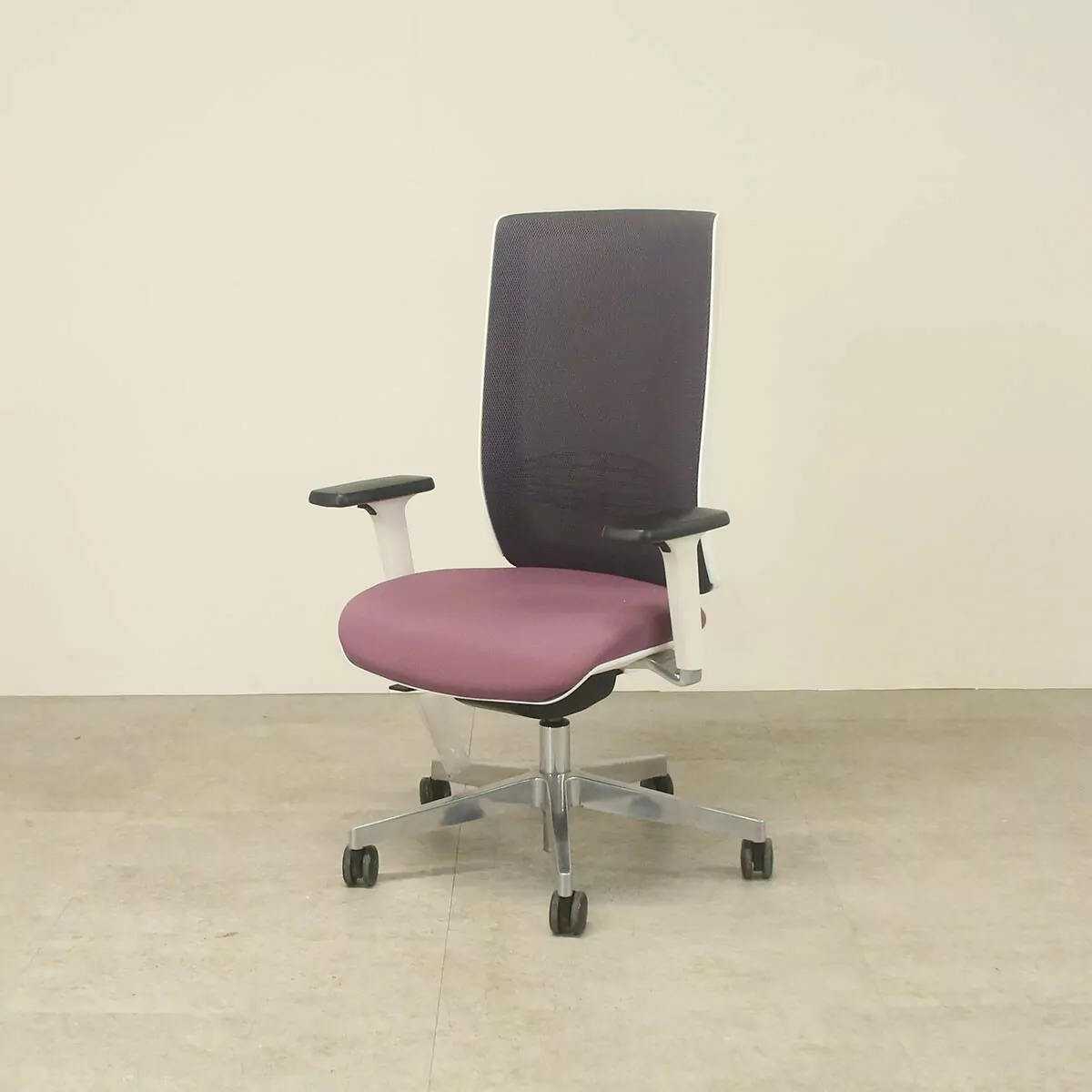Pledge Kind Purple Mesh Back Operators Chair - Ex Display