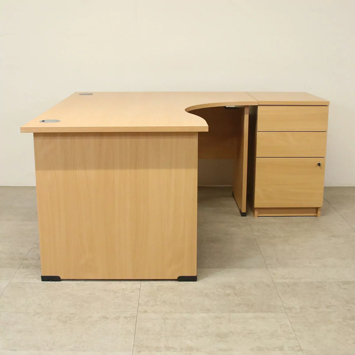 Senator Beech 1600mm R/H Crescent Desk with D/H Pedestal