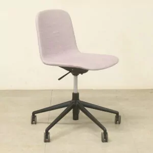 Used Pink operator/ergonomic chairs by Icons of Denmark on castors, ideal as pink chairs for desk setups.