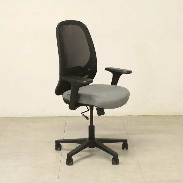 Formetiq Verona Mesh Back Task Chair