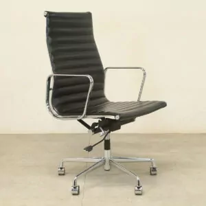 Black Leather High Back Meeting Chair - LOC134